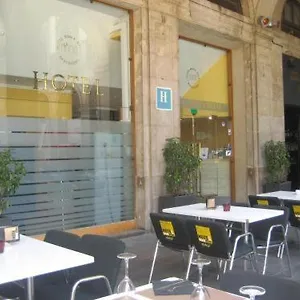 https://roma-reial.catalonia-hotels.com